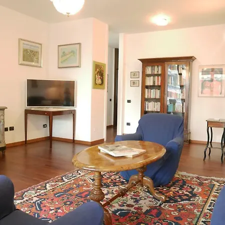公寓 Caseospitali - Casa Alberata, Trilocale Nel A Pochi Minuti Dal San Raffaele