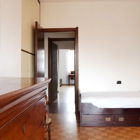 公寓 Caseospitali - Casa Alberata, Trilocale Nel A Pochi Minuti Dal San Raffaele *